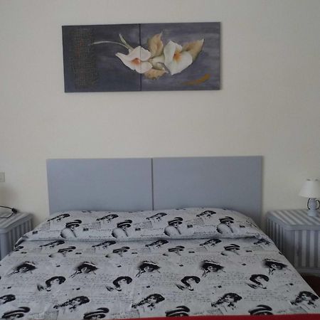 Lina Hotel Stintino Eksteriør bilde